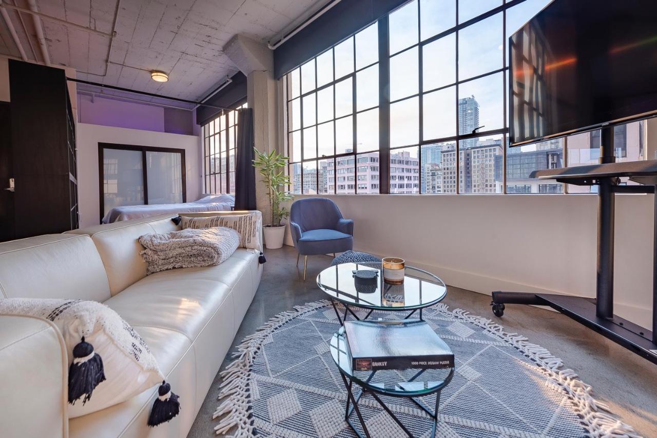 Gorgeous Dtla Artist Loft With Parking And Views Apartment *